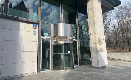 Czerwono na giełdach. WIG20 spada, ropa rośnie przez napięcia na Bliskim Wschodzie