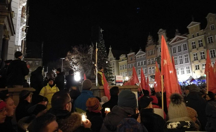 "Dobranoc, Paweł". Gdańszczanie oddali cześć prezydentowi