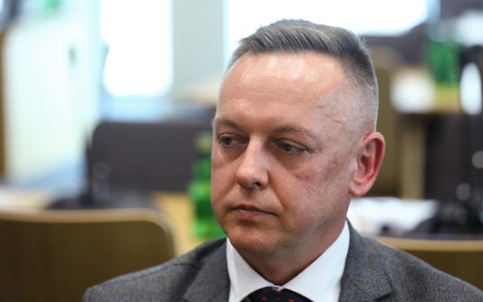 Prokuratura ściga sędziego pod zarzutem szpiegostwa. Miał on dostęp do tajnych informacji państowych