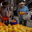 Korea Płd.: Seul walczy z wirusem. "Obostrzenia mogą wrócić"