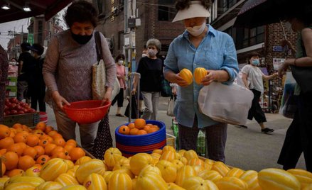 Korea Płd.: Seul walczy z wirusem. "Obostrzenia mogą wrócić"