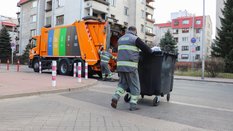 Z budżetu na 2026 rok wynika, że warszawiacy muszą się liczyć z co najmniej 40-procentową podwyżką o