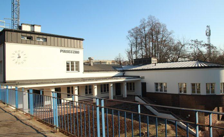 Dworzec PKP w Piasecznie został dziś zamknięty, po tym jak zemdlał tam 95-letni mężczyzna, który moż