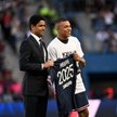 Kylian Mbappe i prezes PSG Nasser al-Khelaifi