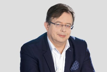 Często jest tak, że gdy indeksy zbliżają się do szczytu, dochodzi od silnej korekty. Potem ruszają k