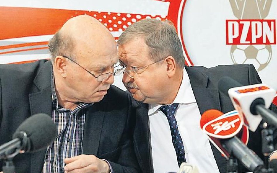Grzegorz Lato i Zdzisław Kręcina myślą, co by tu jeszcze w PZPN naprawić