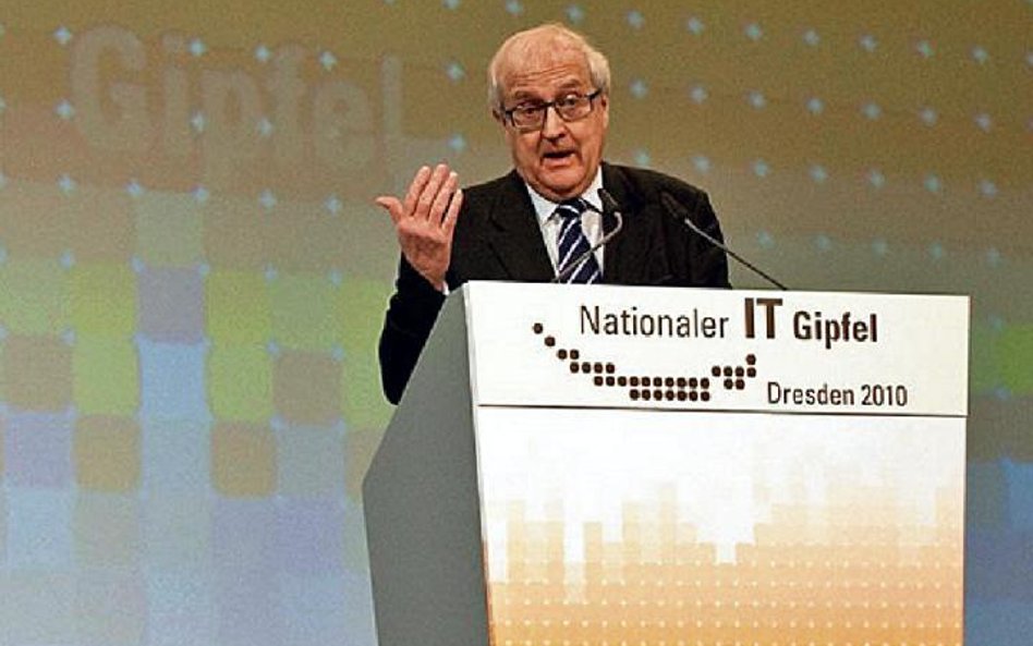 Niemiecki minister gospodarki Rainer Bruederle popiera koncerny w potyczce z węgierskim rządem (fot.