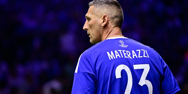 Materazzi ust nie zasłaniał. Nowe przepisy o czerwonej kartce wzbudzają emocje