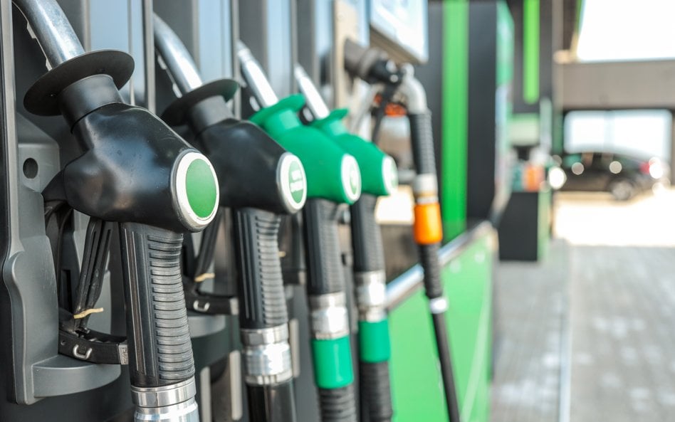 Ile kosztuje paliwo 3 kwietnia? Aktualne ceny Pb95, Pb98 i oleju napędowego