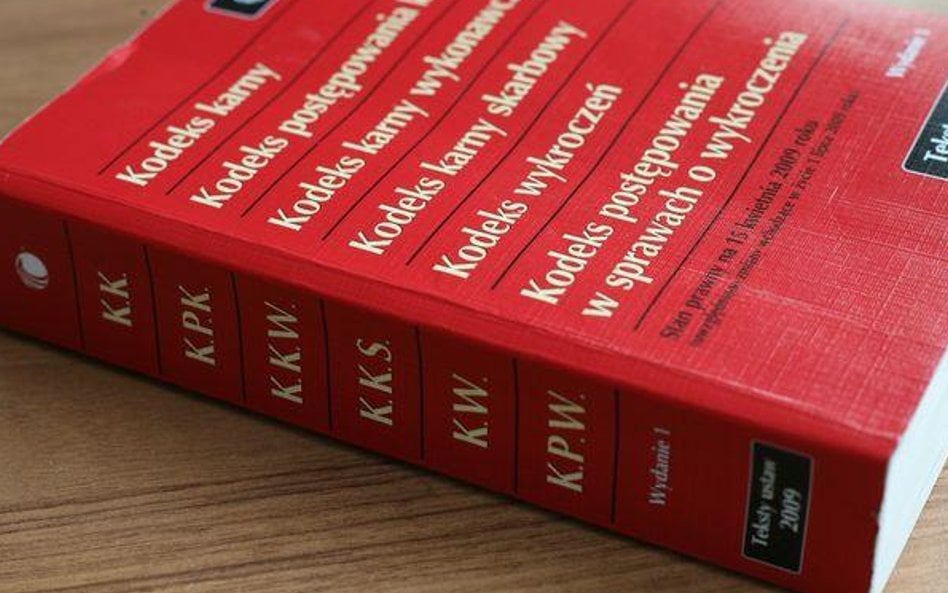 Prawnicy o dowodach w prawie karnym: Przyzna się i kropka