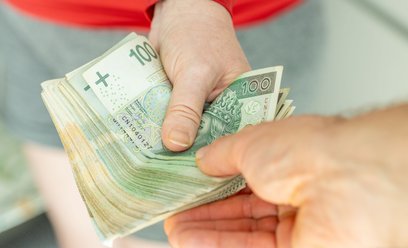 Fiskus kwestionuje rodzinne darowizny w gotówce. Może się to zmienić