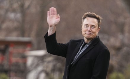 Elon Musk nie przez wszystkich jest lubiany, za jego arogancję, ślepe zwalnianie tysięcy ludzi i wtr