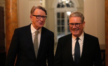 Premier Wielkiej Brytanii Keir Starmer i Peter Mandelson, ówczesny brytyjski ambasador w USA, na prz