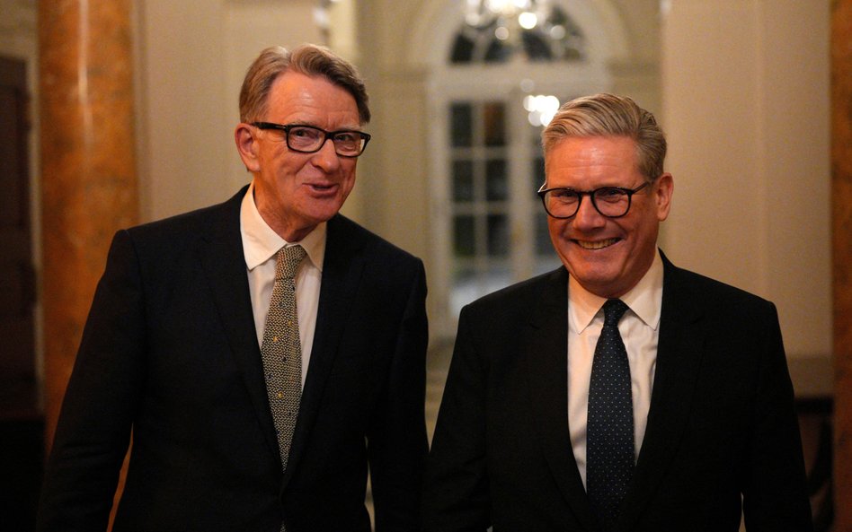 Premier Wielkiej Brytanii Keir Starmer i Peter Mandelson, ówczesny brytyjski ambasador w USA, na prz