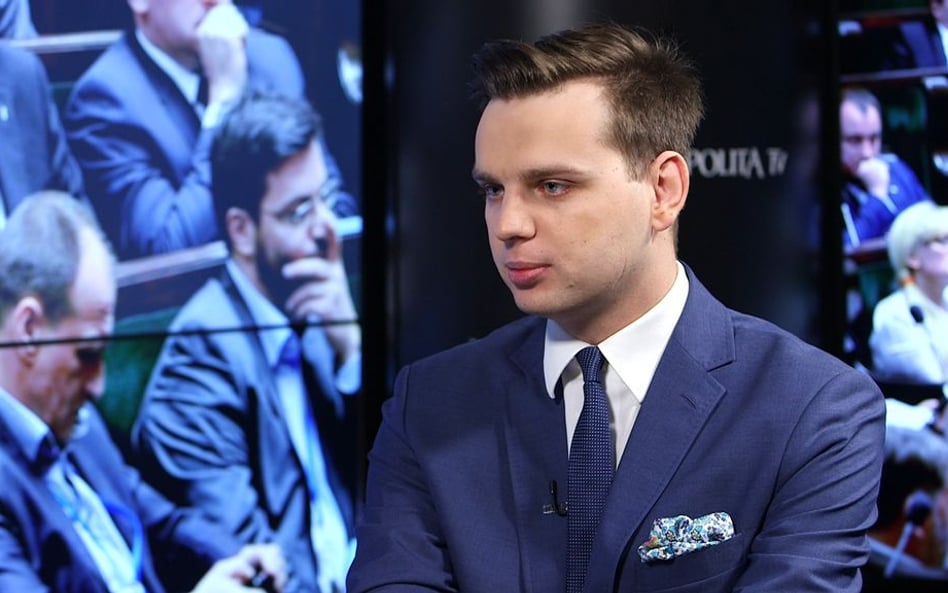 Sejm poparł 13. emeryturę. Przeciw jeden poseł Konfederacji