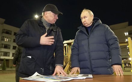 Zdjęcia z oficjalnej wizyty Władimira Putina w Mariupolu