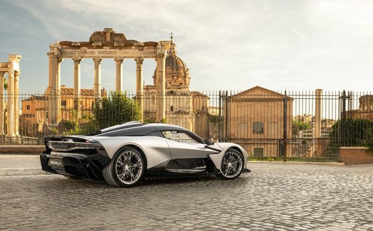 Aston Martin Valhalla