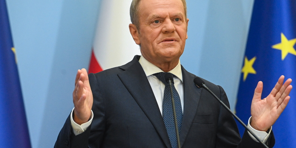 Tusk ogłasza decyzję w sprawie CPK. To nie koniec sporu o lotnisko i transport