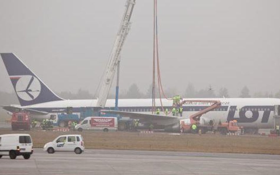 Wstępny raport ws. lądowania Boeinga 767 w czwartek