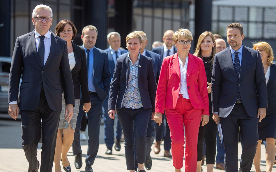 Prezydent stolicy wraz z samorządowcami chce m.in. przeciwdziałać centralizacji samorządów przez rzą