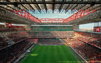 Legendarny stadion San Siro w Mediolanie. Tutaj swoje mecze rozgrywają Inter i AC Milan.