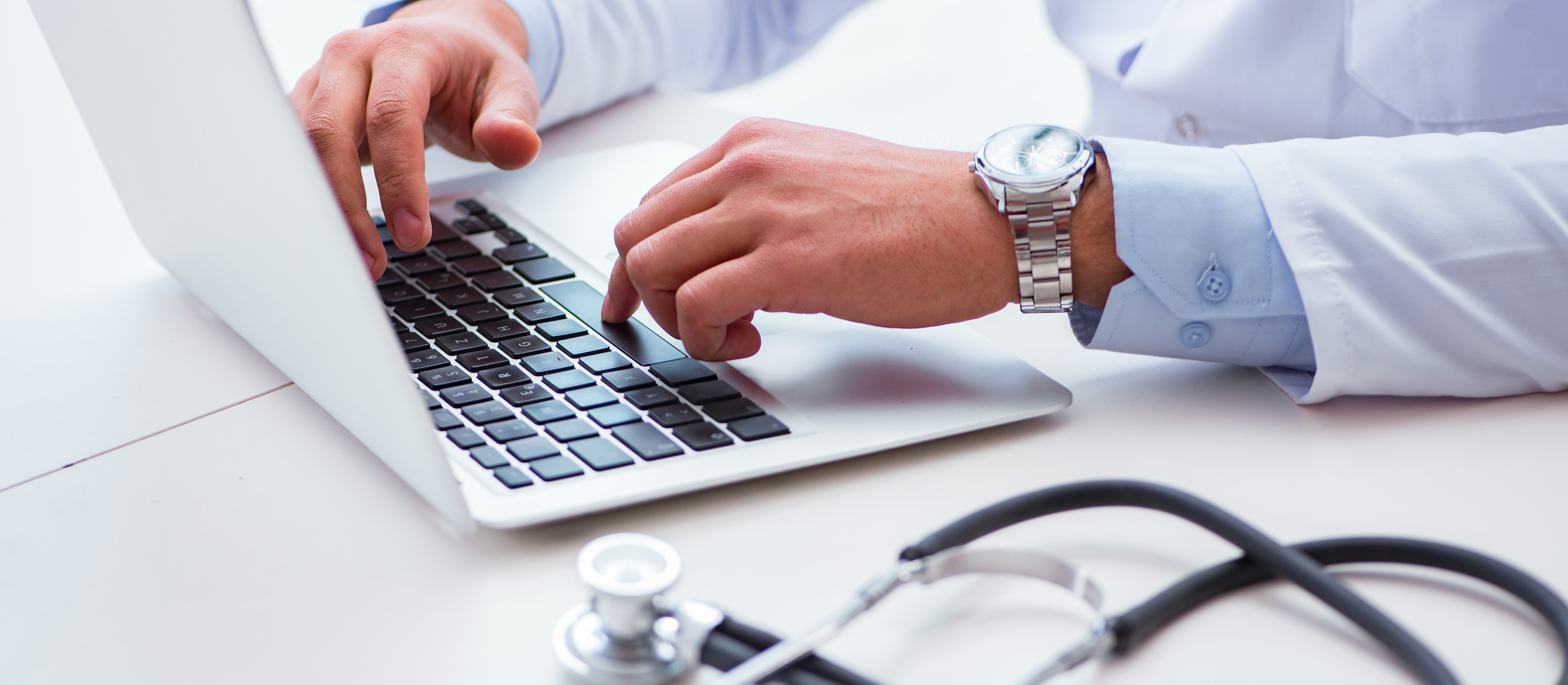 Czy zwolnienie lekarskie uniemożliwi ukaranie pracownika?