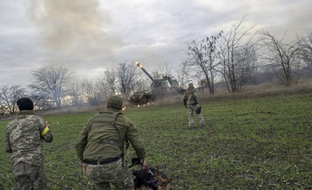 Ukraińska artyleria w rejonie Chersonia
