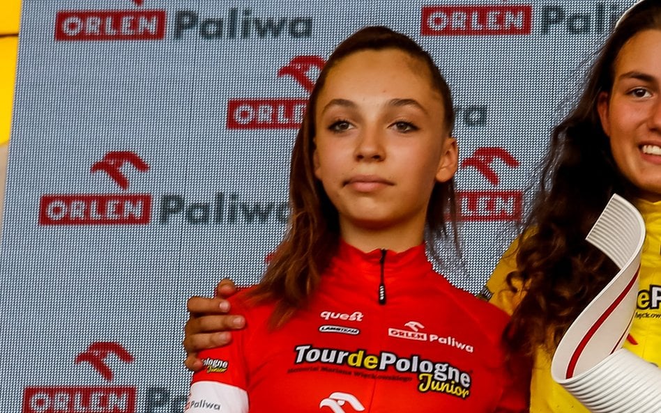 Maria Okrucińska na mecie Tour de Pologne Junior w 2022 r.