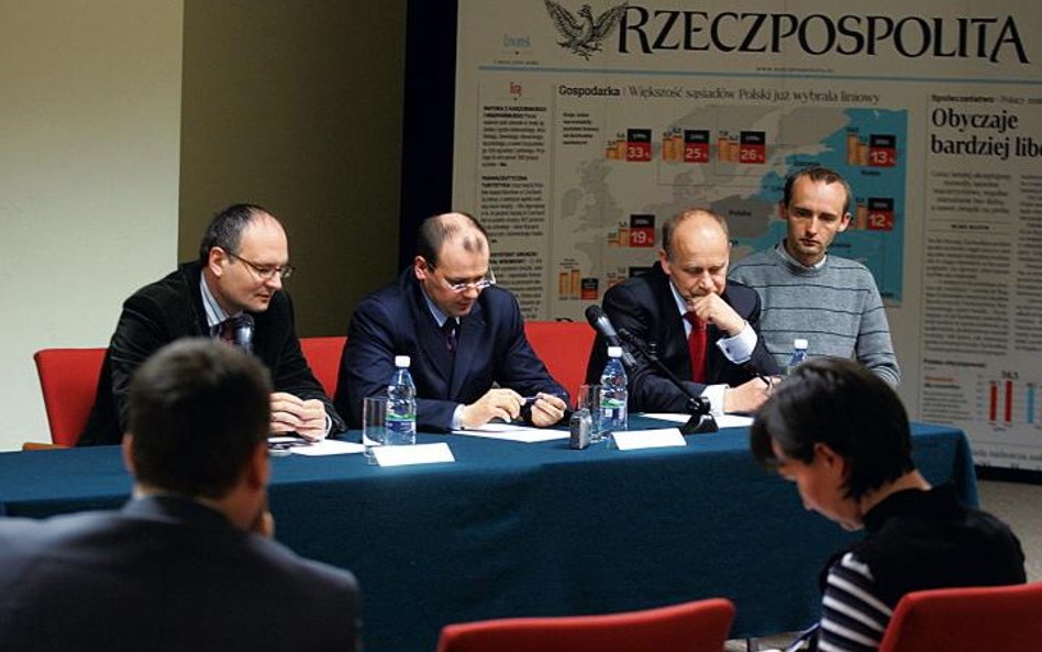 Debata „Rosja 2008. Raport z transformacji” w redakcji „Rz”. Na zdjęciu od lewej: Paweł Lisicki, red