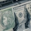 W ostatnich dniach dolar umocnił się do ponad 3,95 zł. Jest najdroższy od ponad półtora roku.