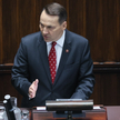 Minister spraw zagranicznych Radosław Sikorski przemawia na sali obrad Sejmu w Warszawie