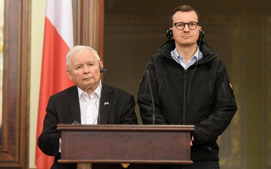 Jarosław Kaczyński i Mateusz Morawiecki w marcu 2022 roku w Kijowie