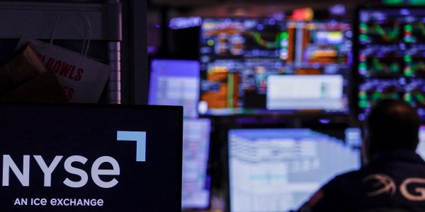 Gospodarka USA zwolniła bardziej od prognoz. Fed nie zmienia kursu