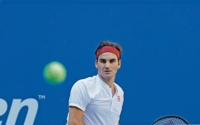 Roger Federer być może jeszcze przed zakończeniem kariery zostanie trzecim sportowcem, który zarobi 
