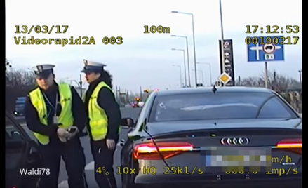 Poznań: Dziecko się dusiło. Eskorta policji