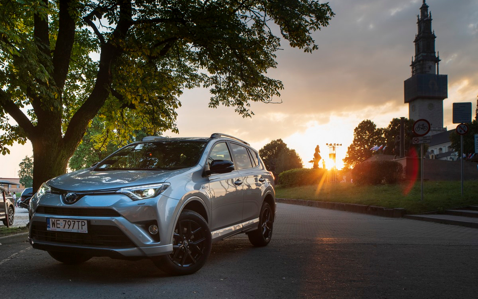 Toyota RAV4 hybrid: Dopasuj ją do własnych potrzeb