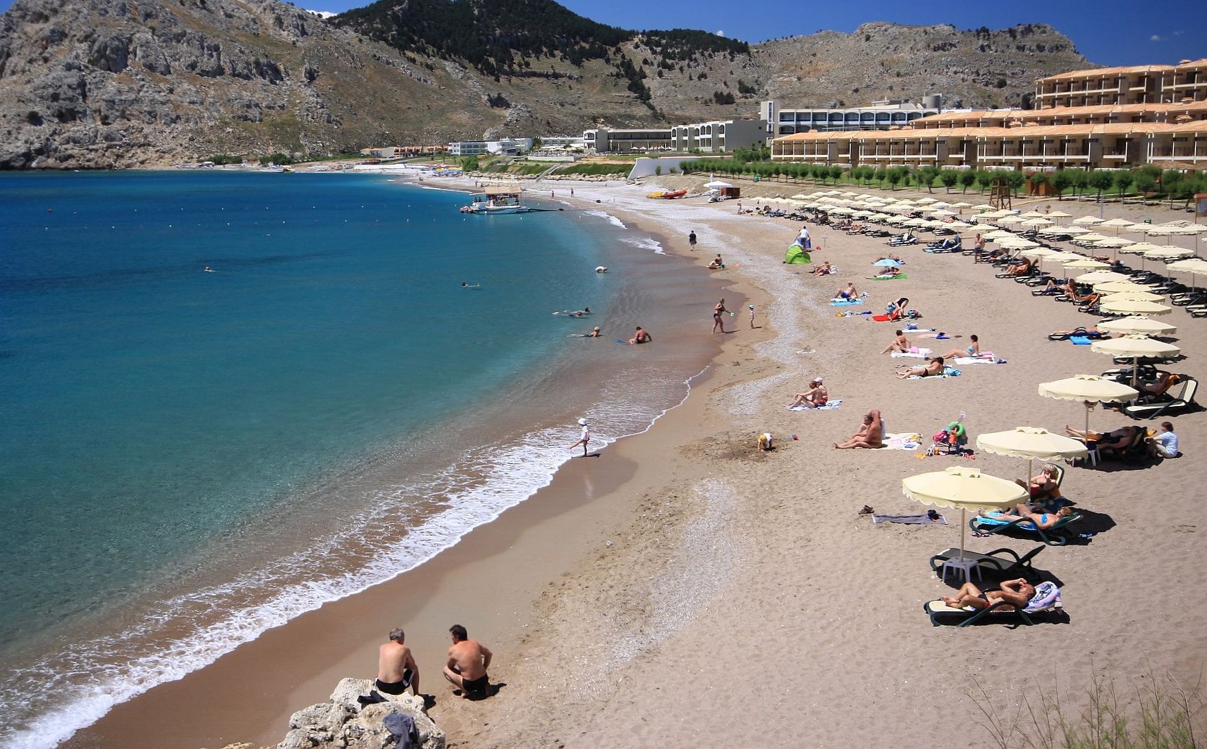 Rodos stanie się „autentycznym kierunkiem turystycznym”. Jak to zrobi?