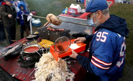 Poranek maklerów: Amerykanie świętują, reszta handluje