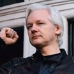 Julian Assange, założyciel WikiLeaks, zdjęcie z 2017 r. Joe Biden nazwał go przed laty „terrorystą w