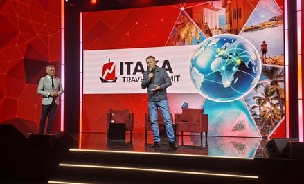 Itaka Travel Summit poprowadzili wiceprezes Piotr Henicz i dziennikarz Łukasz Grass