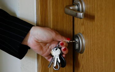 Kredyty hipoteczne: na mieszkanie pożyczymy mniej