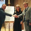 Dokument uroczyście podpisali (od lewej): Łukasz Adamowicz, prezes Rady Przemysłu Spotkań i Wydarzeń