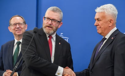 Pierwszy transfer w Sejmie po wyborach. Ustawka czy przypadek?