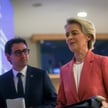 Przewodnicząca Komisji Europejskiej Ursula von der Leyen i wiceprzewodniczący wykonawczy ds. dobroby