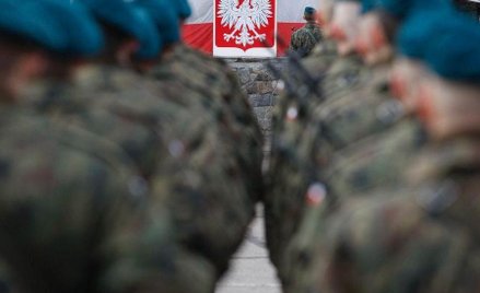 Cywilni pracownicy wojska to pariasi resortu obrony