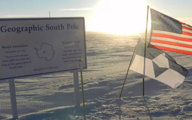 Antarktyda ma nową flagę. Ma zwracać uwagę na jej problemy