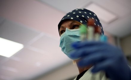 Koronawirus wykryty w nasieniu zakażonych mężczyzn