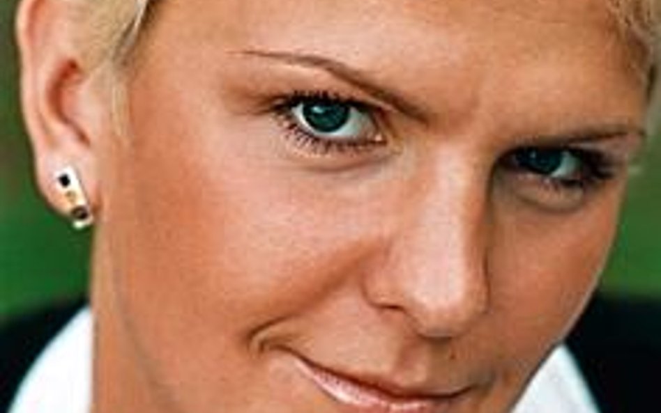 Otylia Jędrzejczak – pływaczka Ukończyła studia podyplomowe z PR