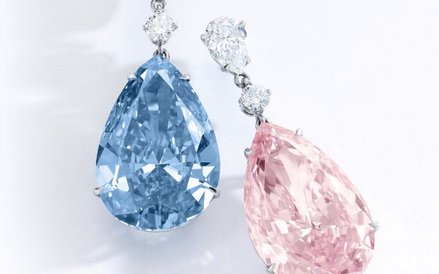 „The Apollo Blue” i „The Artemis Pink”