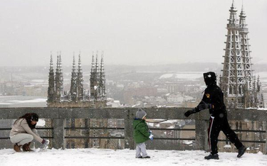 28 listopada śnieg spadł też na północy Hiszpanii, na zdjęciu Burgos